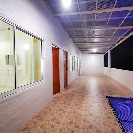 Thepprasit Cosy Villa Jomtien Beach Exterior foto