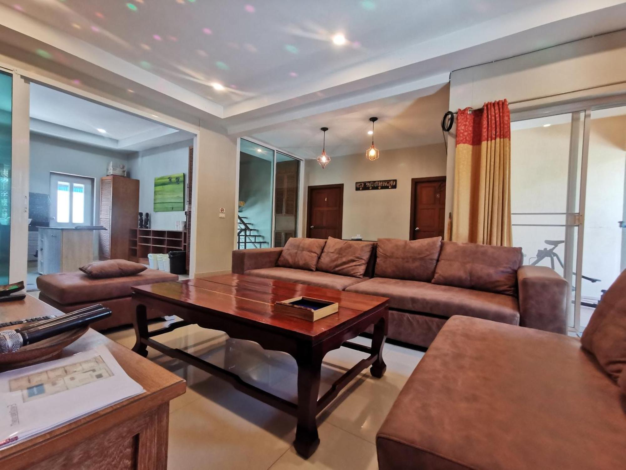 Thepprasit Cosy Villa Jomtien Beach Exterior foto